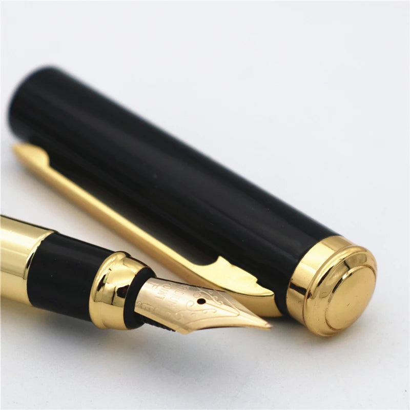 Golden Finesse Fountain Pen - Elegant Gift Set